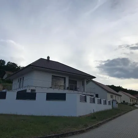 홈스테이 Sr Milovice (South Moravian)