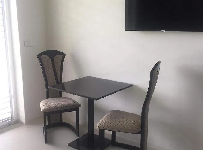 Sr Quarto em Acomodações Particulares Milovice (South Moravian)